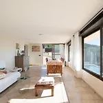Mima House With Pool Canyelles