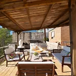 Mima House With Pool *